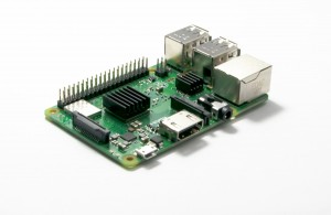 Raspberry Pi Model 3 B+ mit Kühlkörpern bereits angeklebt